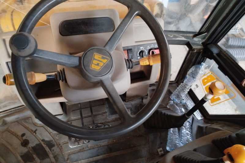 OmecoHub - Immagine JCB 3CX